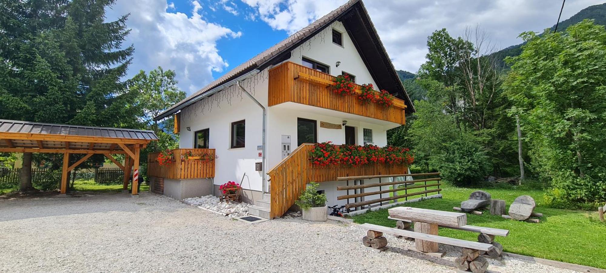 Apartments Gaby Гозд-Мартулєк Екстер'єр фото
